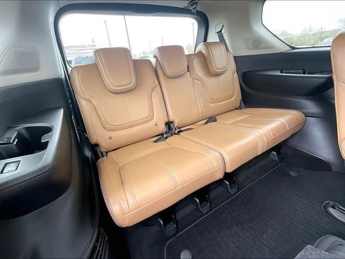 Used 2025 INFINITI QX80 Sensory AWD/4WD image 28