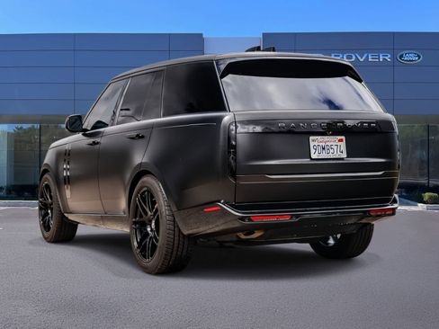 Used 2023 Land Rover Range Rover SE image 6