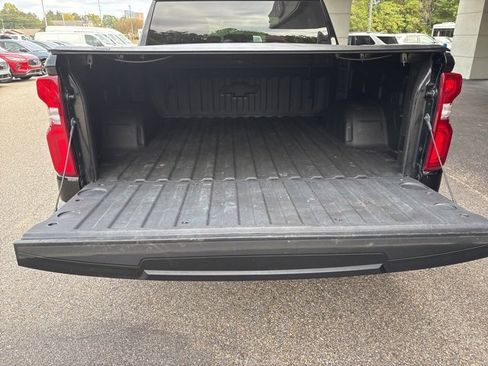 Used 2022 Chevrolet Silverado 1500 RST w/ Z71 Off-Road Package image 8