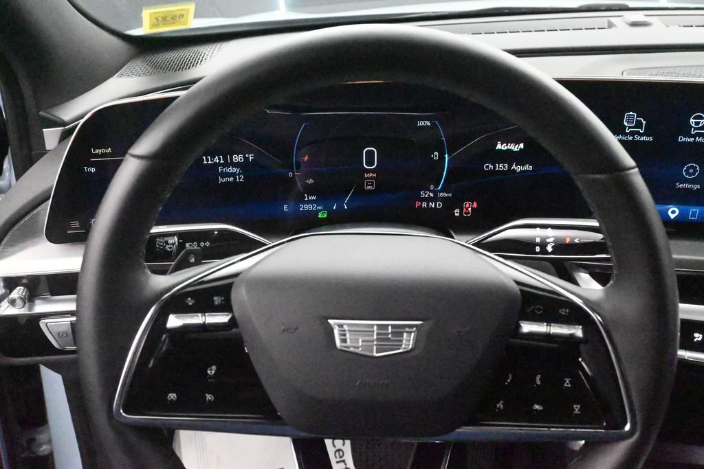 Used 2025 Cadillac Lyriq Sport AWD/4WD image 9