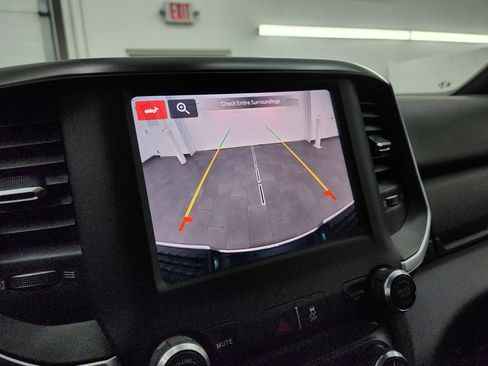 Used 2024 RAM 2500 Big Horn image 16