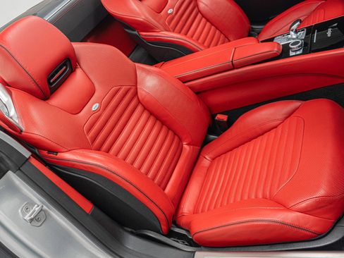 Used 2013 Mercedes-Benz SL 550 image 26