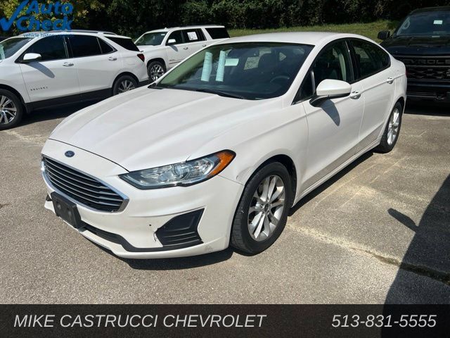 Used 2019 Ford Fusion SE FWD image 1