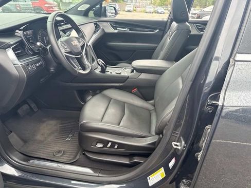 Used 2021 Cadillac XT5 Premium Luxury image 18
