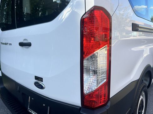 Used 2024 Ford Transit 350 XL RWD image 38