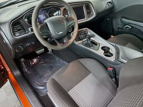 Used 2022 Dodge Challenger R/T Scat Pack w/ Driver Convenience Group image 21
