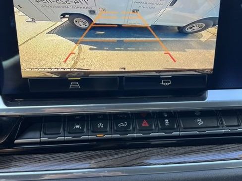 Used 2022 Chevrolet Silverado 1500 LT Trail Boss w/ Protection Package image 32