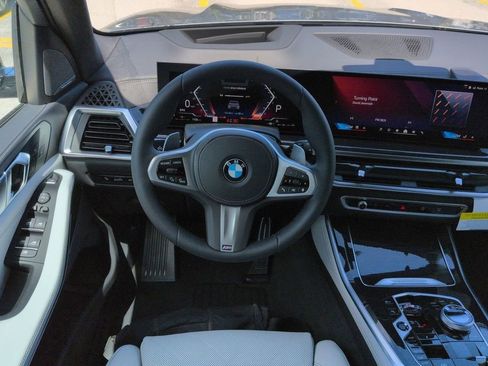 New 2026 BMW X5 xDrive40i w/ Executive Package image 16