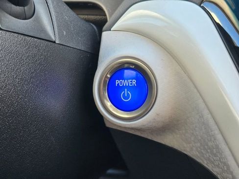 Used 2020 Chevrolet Bolt LT image 36