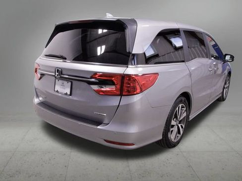 Used 2023 Honda Odyssey Touring image 6