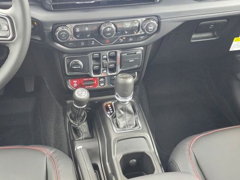New 2026 Jeep Gladiator Rubicon image 16