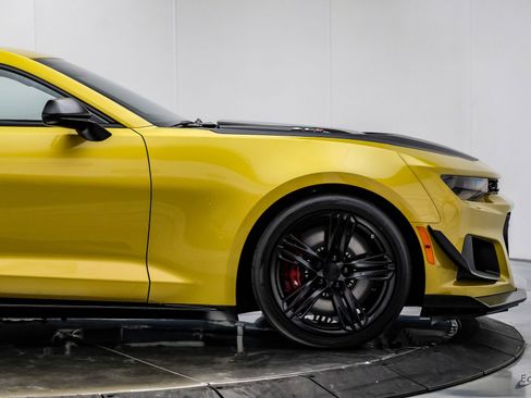 Used 2024 Chevrolet Camaro ZL1 image 28