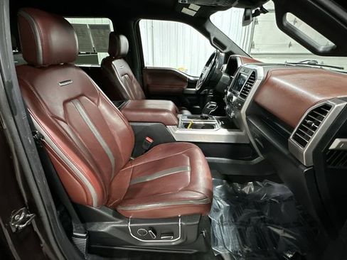 Used 2018 Ford F150 Platinum image 29