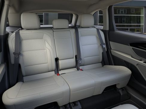 New 2026 Lincoln Nautilus Premier w/ Equipment Group 102A AWD/4WD image 11