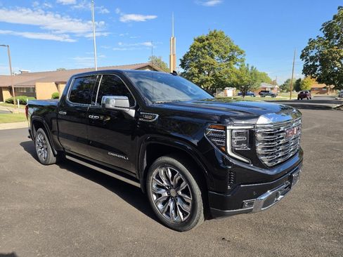 Used 2024 GMC Sierra 1500 Denali AWD/4WD image 7