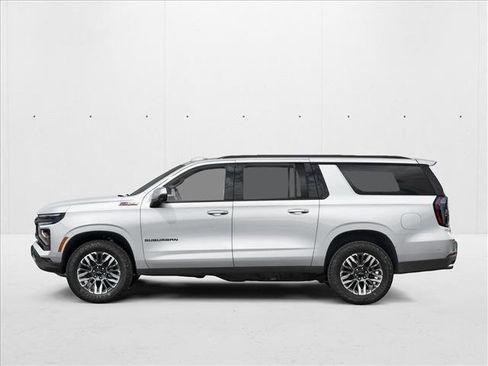 New 2026 Chevrolet Suburban Z71 image 3