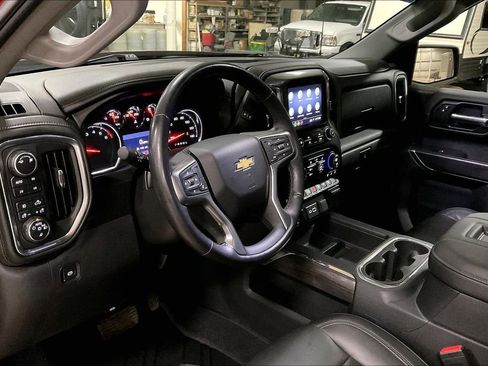 Used 2019 Chevrolet Silverado 1500 LTZ image 13