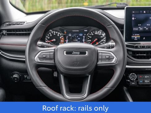 Used 2022 Jeep Compass Trailhawk w/ Sun and Sound Group AWD/4WD image 14
