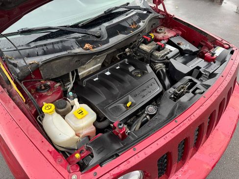 Used 2012 Jeep Patriot Limited w/ Sun/Sound Group image 25