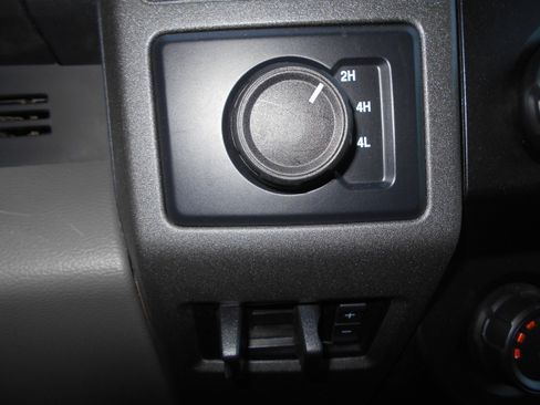 Used 2022 Ford F450 XL w/ Power Equipment Group AWD/4WD image 15