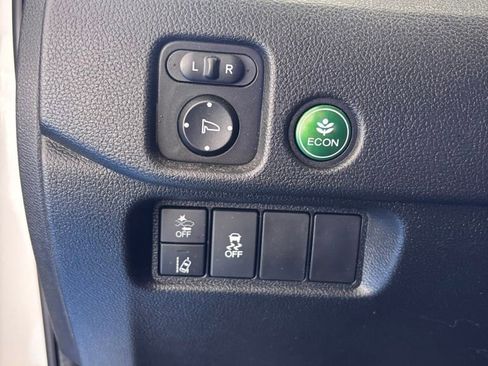 Used 2022 Honda Pilot TrailSport image 17