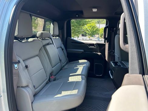 Used 2022 Chevrolet Silverado 1500 LTZ w/ LTZ Premium Package AWD/4WD image 52
