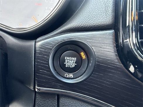 Used 2020 Jeep Grand Cherokee High Altitude image 22