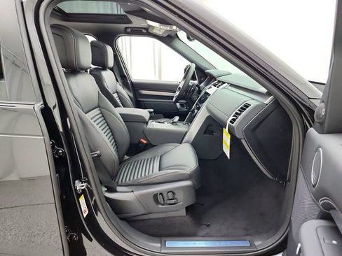 New 2026 Land Rover Discovery Dynamic SE AWD/4WD image 13