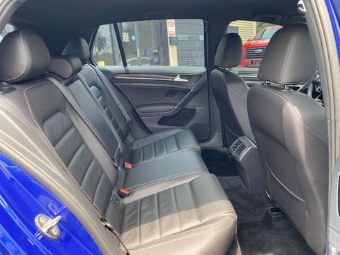 Used 2016 Volkswagen Golf 4-Door AWD/4WD image 26