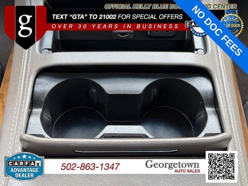 Used 2020 GMC Yukon Denali w/ Open Road Package AWD/4WD image 11