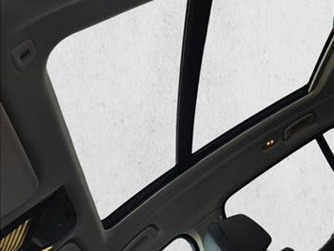 Certified 2024 BMW X7 xDrive40i image 16