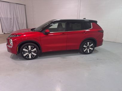 New 2025 Mitsubishi Outlander SEL