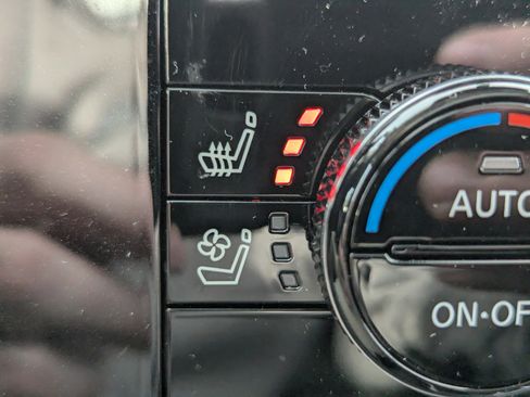 New 2025 Nissan Pathfinder Platinum w/ Cargo Package image 25