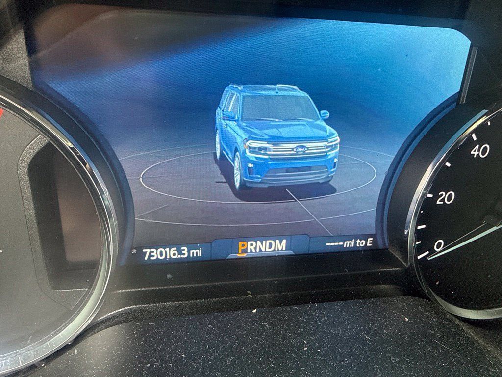 Used 2022 Ford Expedition XLT RWD image 9