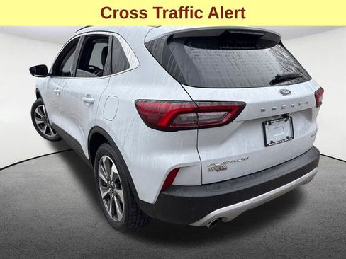 Used 2025 Ford Escape Platinum image 11