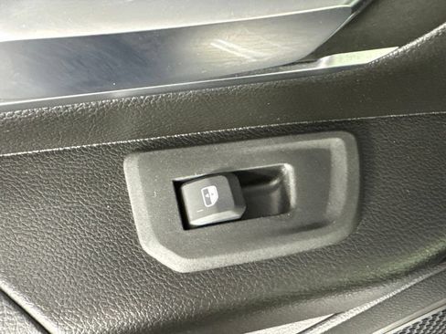 Certified 2025 RAM 1500 Big Horn AWD/4WD image 32