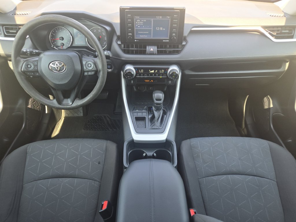 Used 2020 Toyota RAV4 XLE FWD image 26