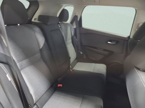 Used 2022 Nissan Rogue SV image 18