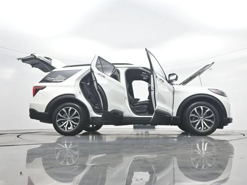 New 2026 Ford Explorer ST-Line w/ Premium Package RWD image 54