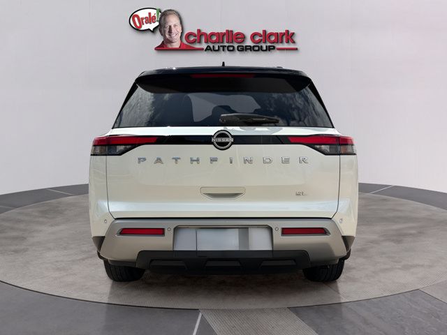 Certified 2023 Nissan Pathfinder SL FWD image 4