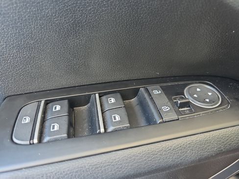 Used 2024 Kia Soul EX FWD image 27