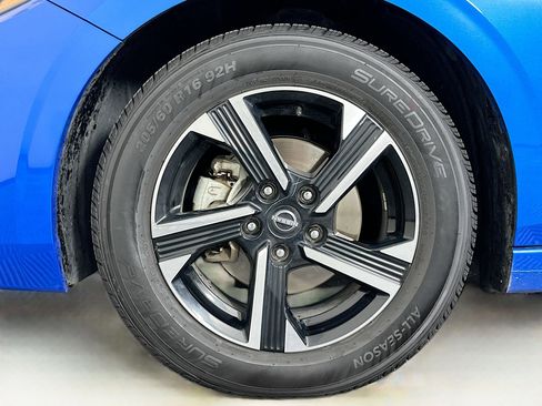 Used 2024 Nissan Sentra SV image 11