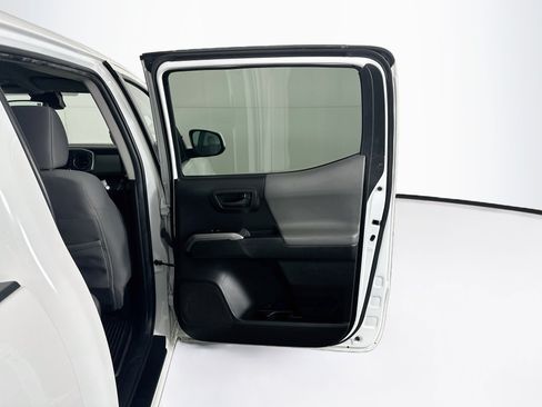 Used 2023 Toyota Tacoma SR5 RWD image 28