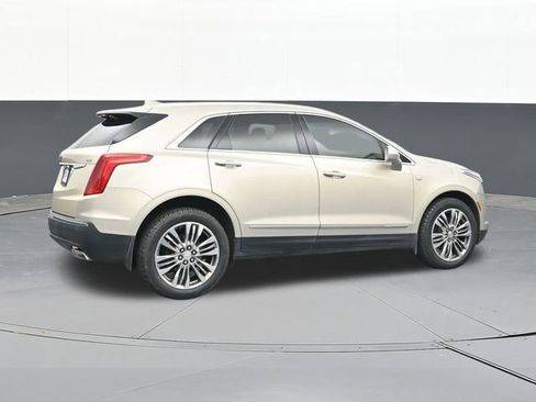 Used 2017 Cadillac XT5 Premium Luxury image 16