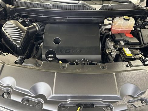 Certified 2020 Chevrolet Traverse LT image 31