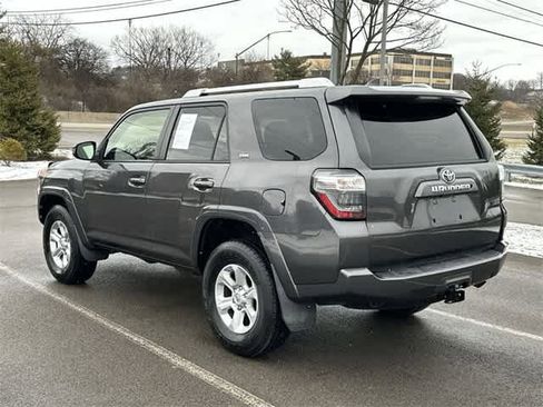 Used 2018 Toyota 4Runner SR5 image 30