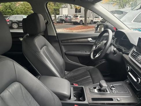 Used 2018 Audi Q5 2.0T Premium Plus w/ Premium Plus Package AWD/4WD image 10
