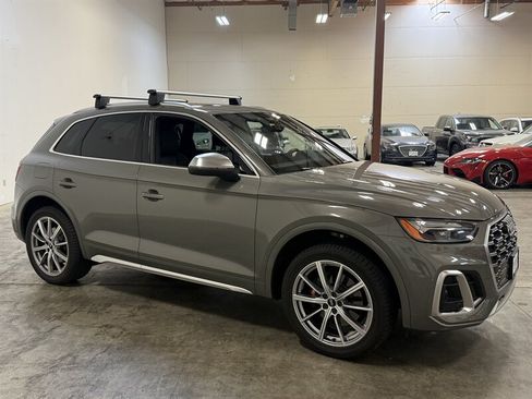 Used 2023 Audi SQ5 Premium Plus w/ Premium Plus Package AWD/4WD image 9
