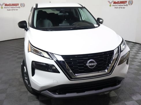Used 2022 Nissan Rogue S AWD/4WD image 17