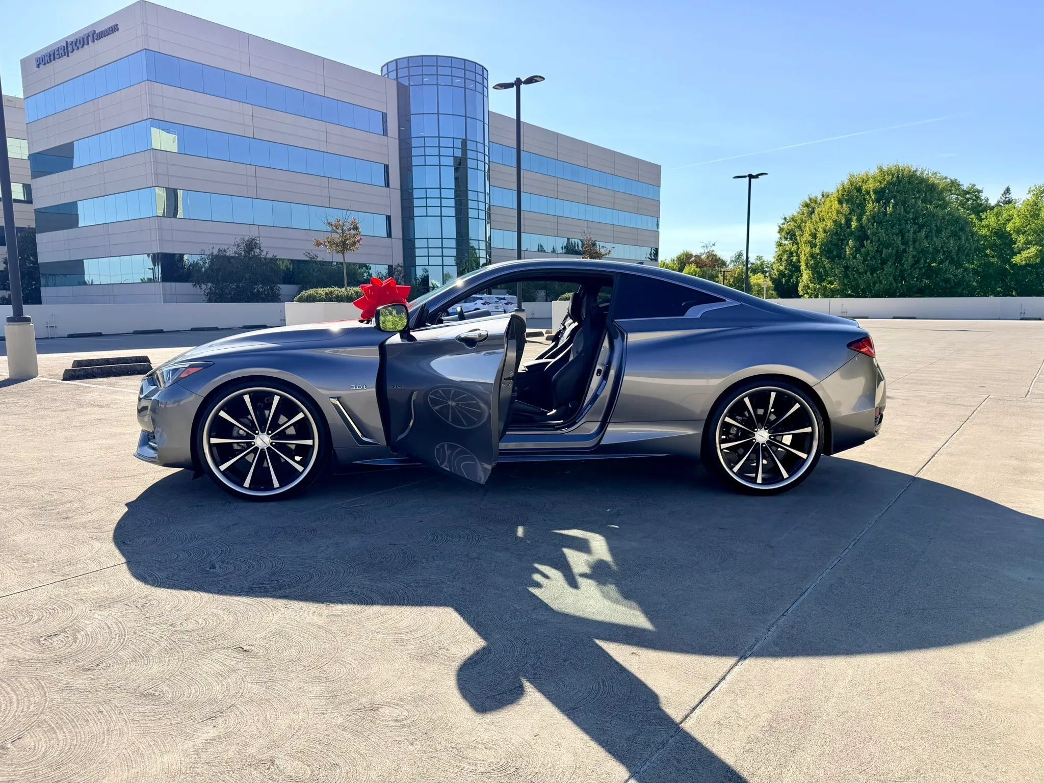 Used 2019 INFINITI Q60 3.0t w/ Cargo Package RWD image 58